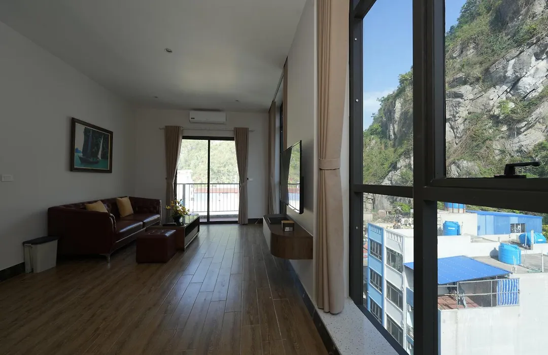 Cat Ba Viet Hoa Hotel & Residence - Pool & Bar-1