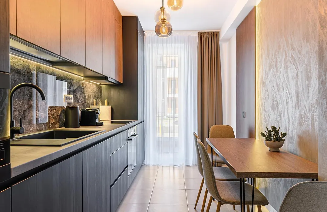 Flh - Avona Lux Apartament-1