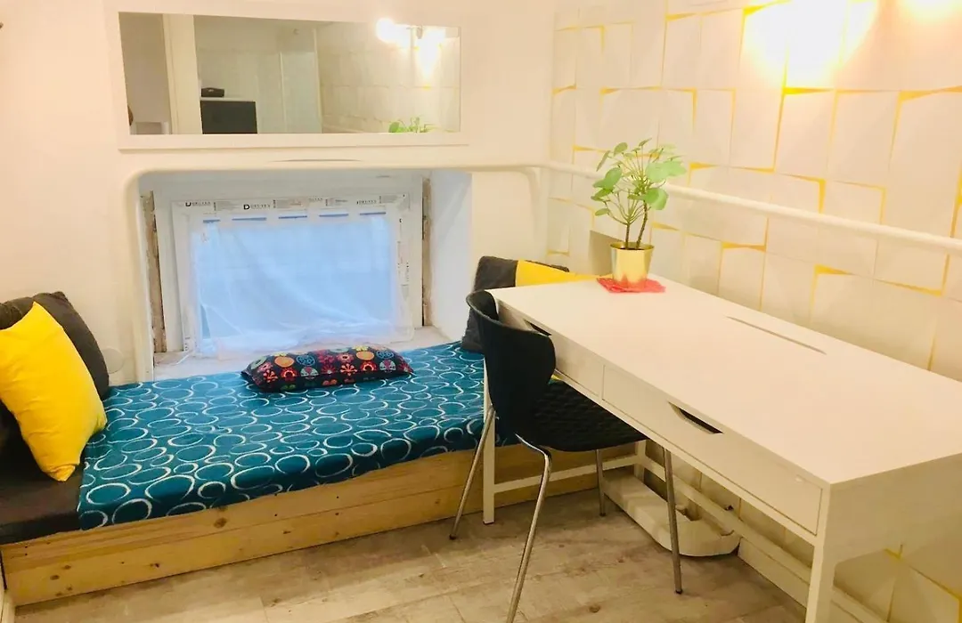 Corvin Apartment Near Semmelweis And Heimpal-1
