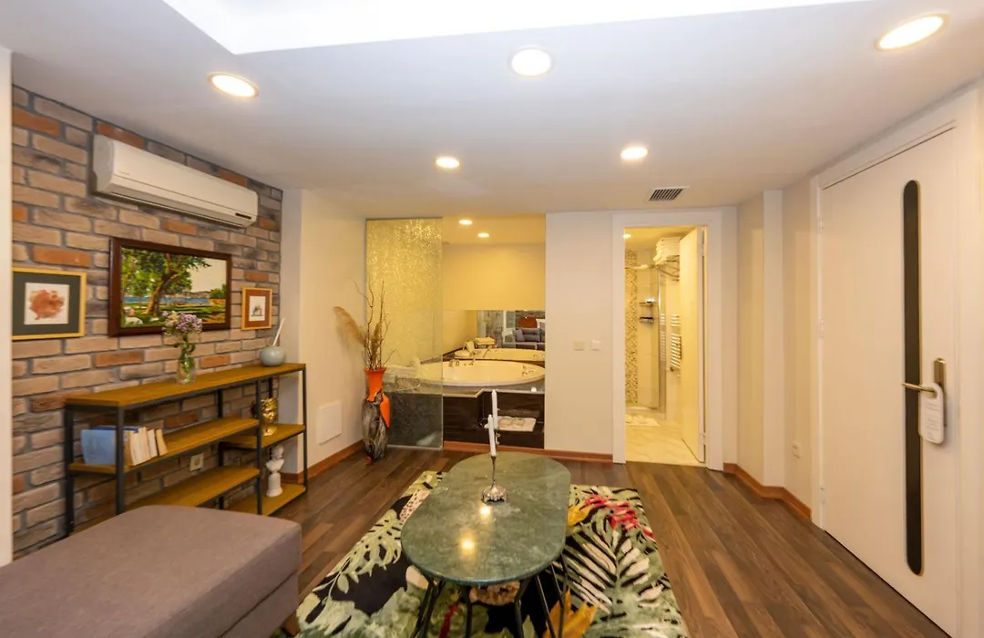 The Marions Suite - Central Comfortable Stay In Taksim-1