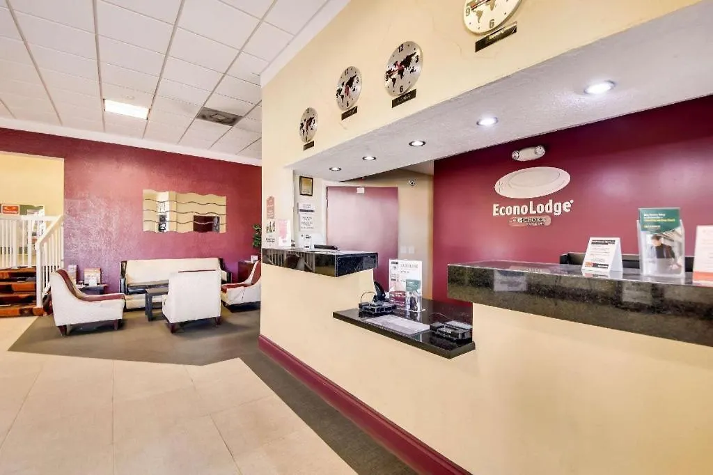 Econo Lodge-1