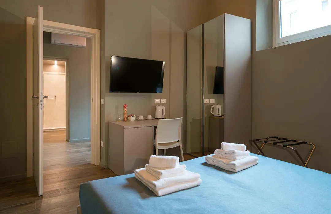 Gogo' Petit Hotel-1