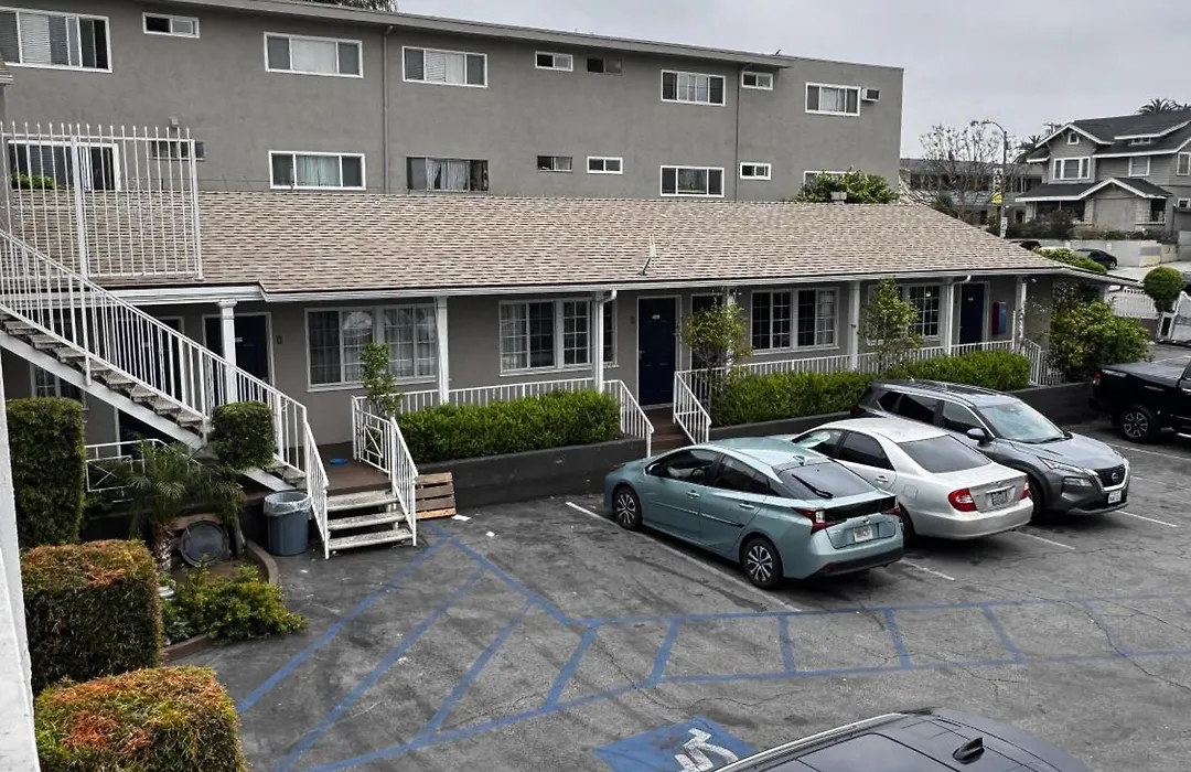 Friendship Motor Inn-1