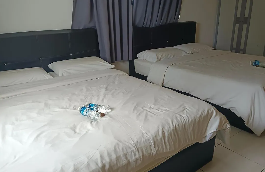 69 Hotel-1