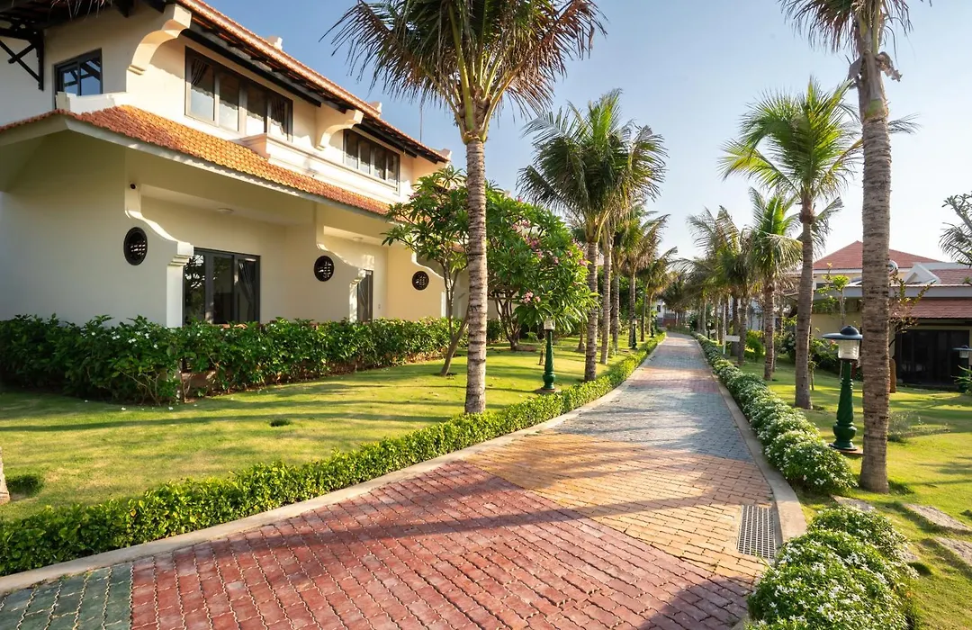 Blooming Lotus Resort Spa-1