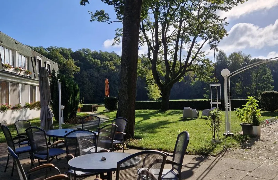 Hotel Ostrov-1