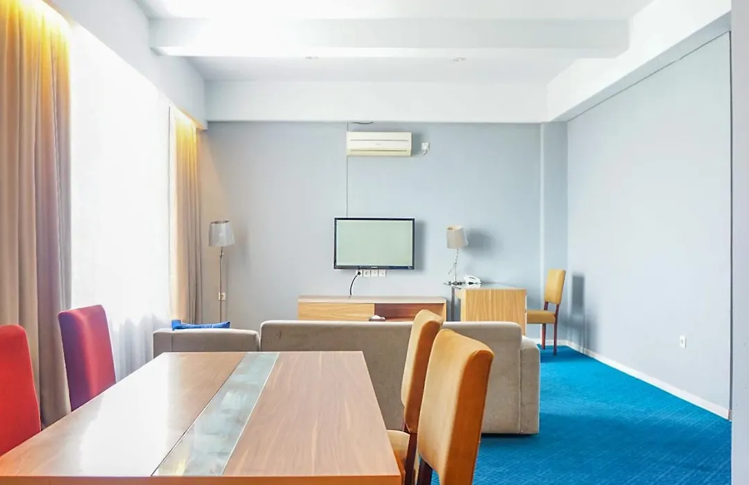 Hotel Dafam Pekanbaru-1