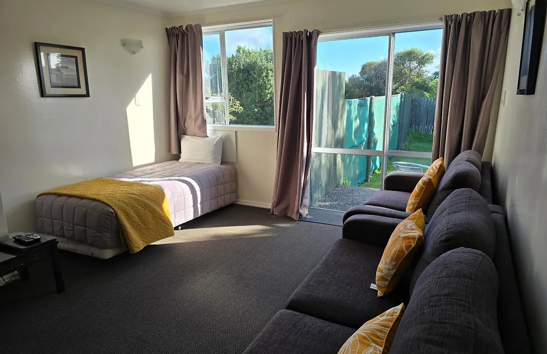 Greymouth Kiwi Holiday Park & Motels-1