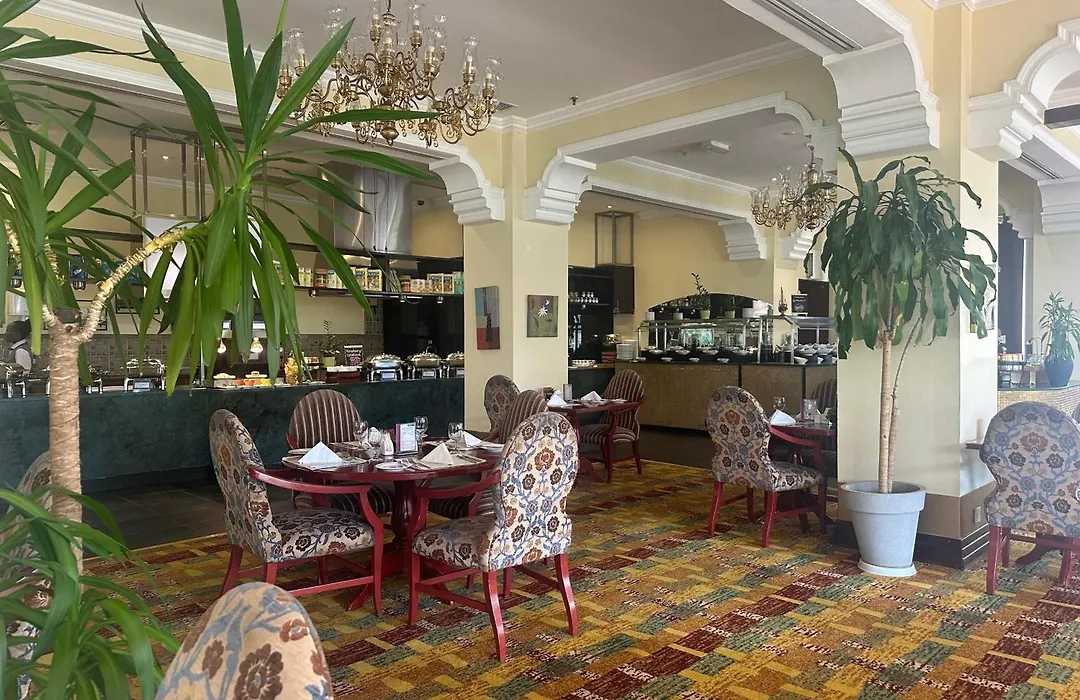 Montrose - A Mayfair Collection Hotel-1