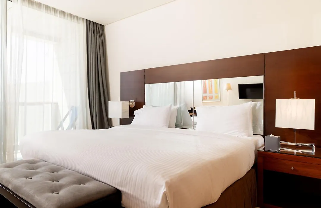 Coral Beach Hotel And Resort Beirut-1