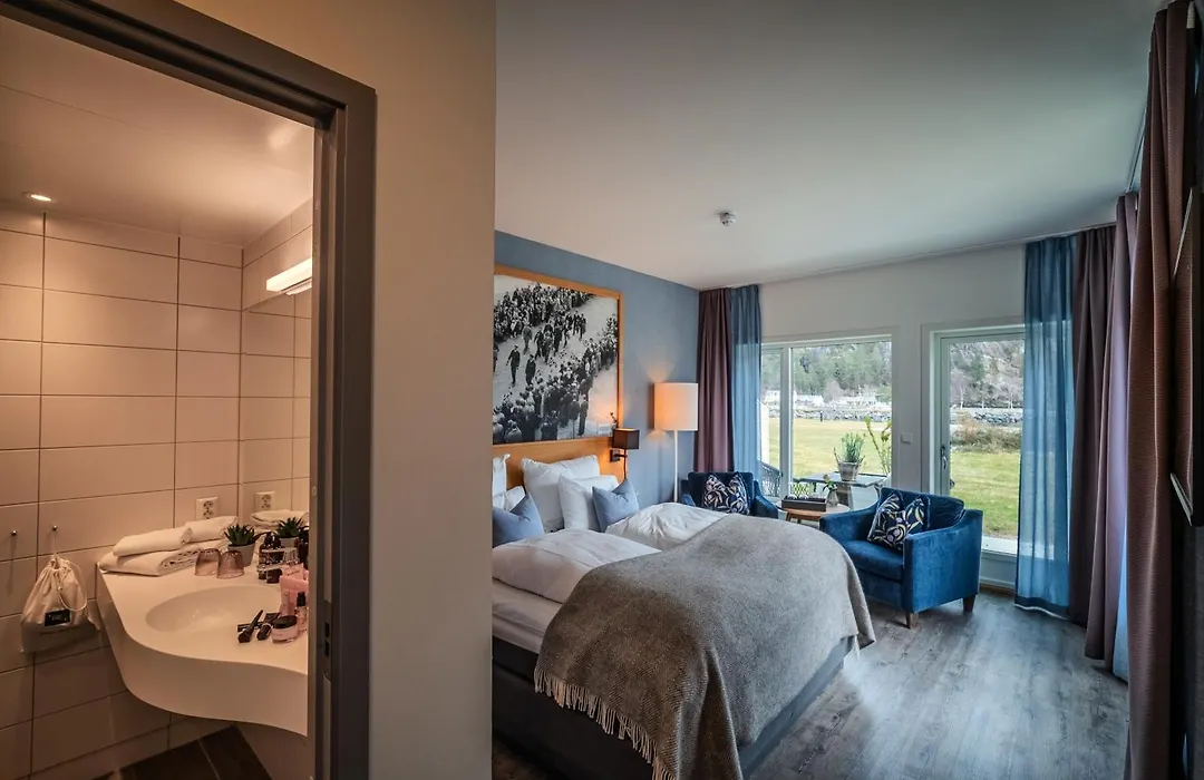 Valldal Fjordhotell - By Classic Norway Hotels-1
