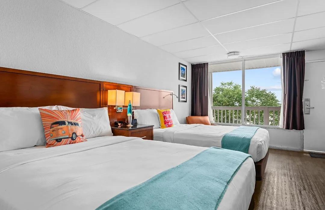 The Retro Hotel-1