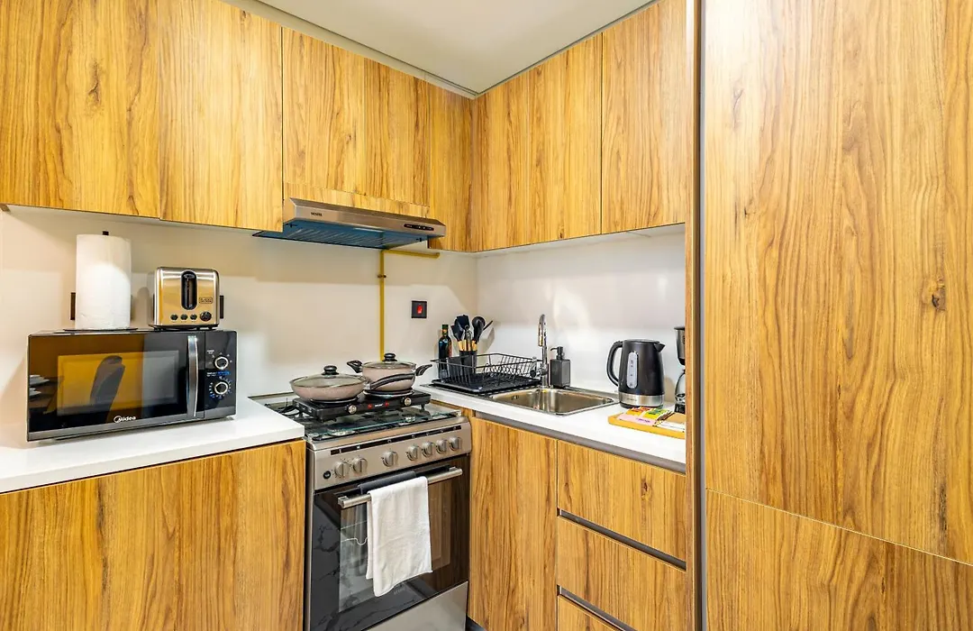 Designer Choice - Huge Balcony - 3 Min Walk To Adgm - Cleveland - Galleria-1