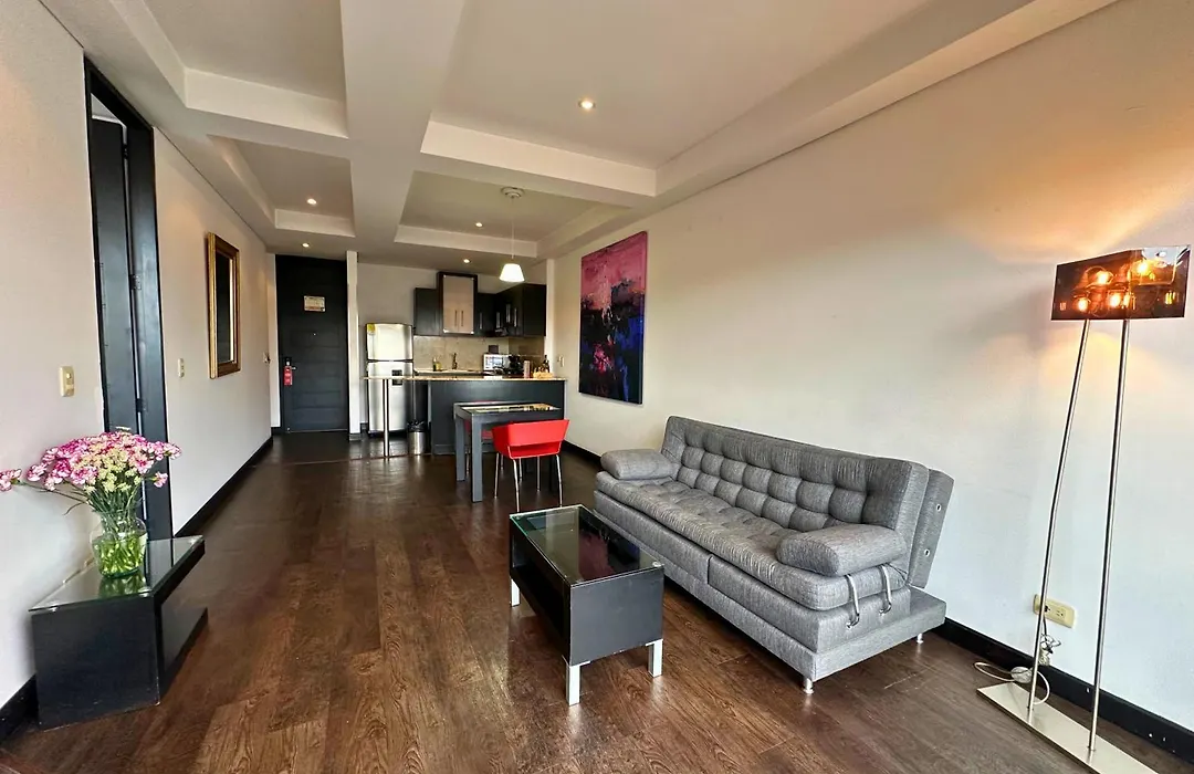 Hotel 104 Art Suites-1