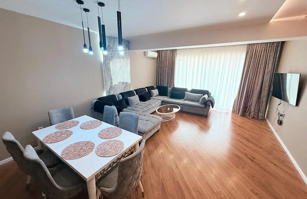 Park Azure Royal Apart-1
