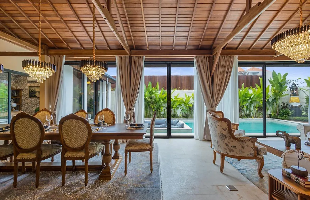 Luxurious Arakana Villa With Pool-1