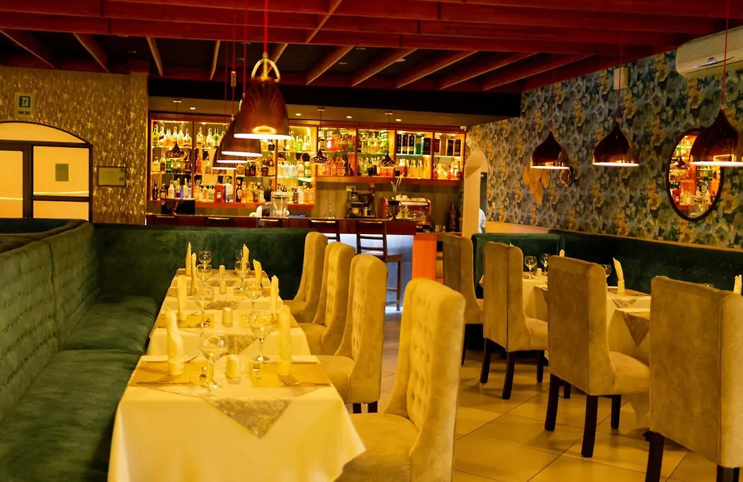 Casa Mia Lodge & Restaurant-1