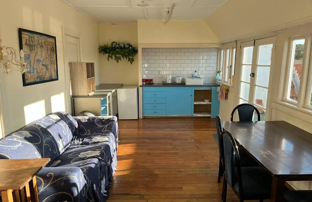 Chalet Backpackers-1