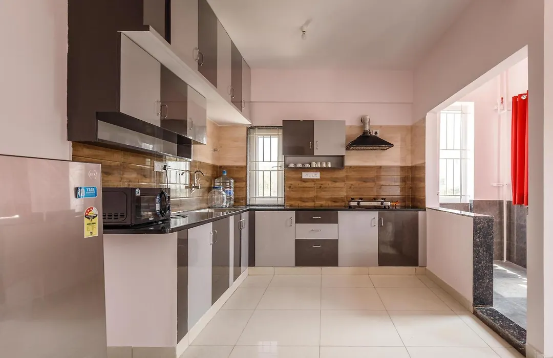Pinnacle Serviced Apartments-1