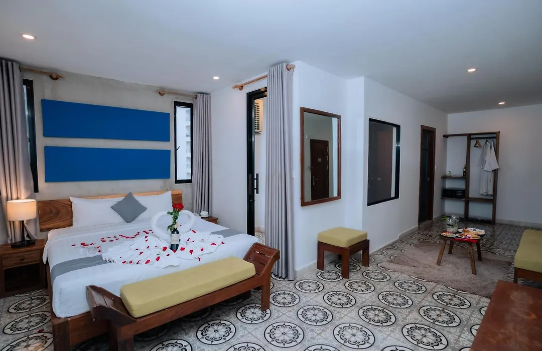 Home Chic Hotel-1
