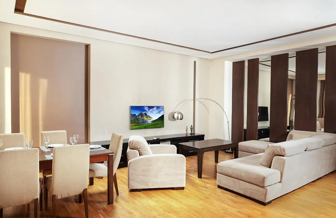 Elegant 2Br L 2Ba Apartment In Central Yerevan Near Seasons Park-1