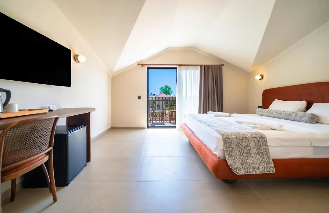 Magic Tulip Beach Hotel-1