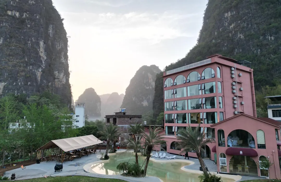 Yangshuo Norton Manor Resort-1
