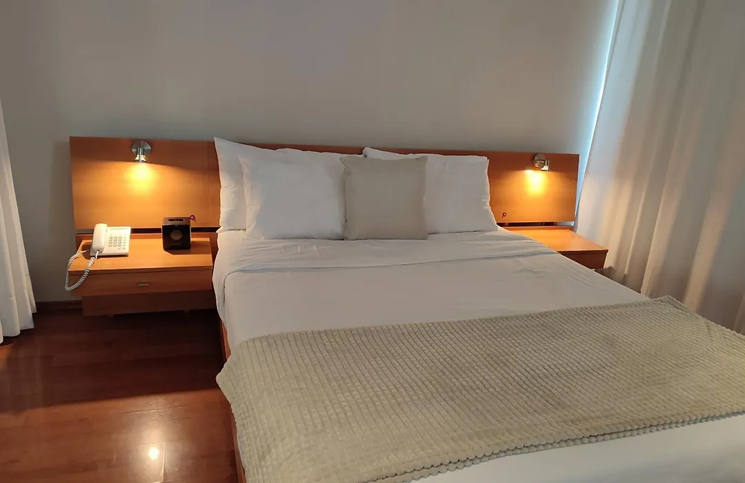 Lombardo Suites-1