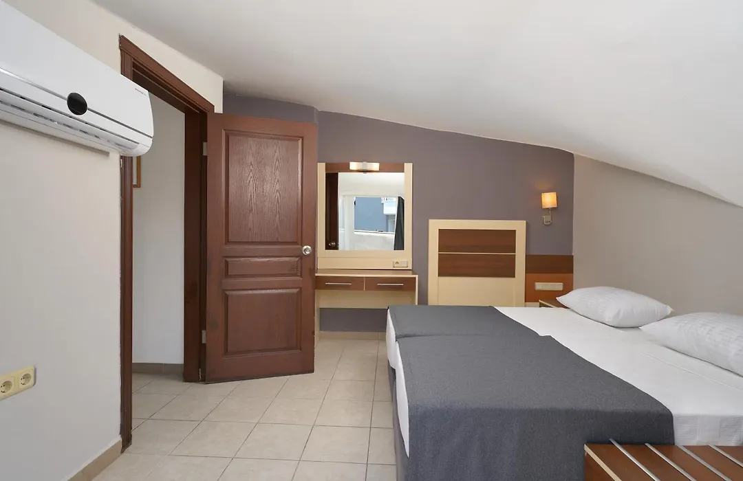 Kaila Krizantem Hotel-1