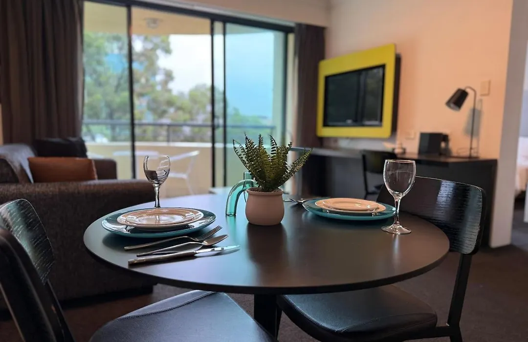 Stylish 1 Bedroom Apartment - Parramatta Cbd - Free Parking - Corporate Or Leisure-1