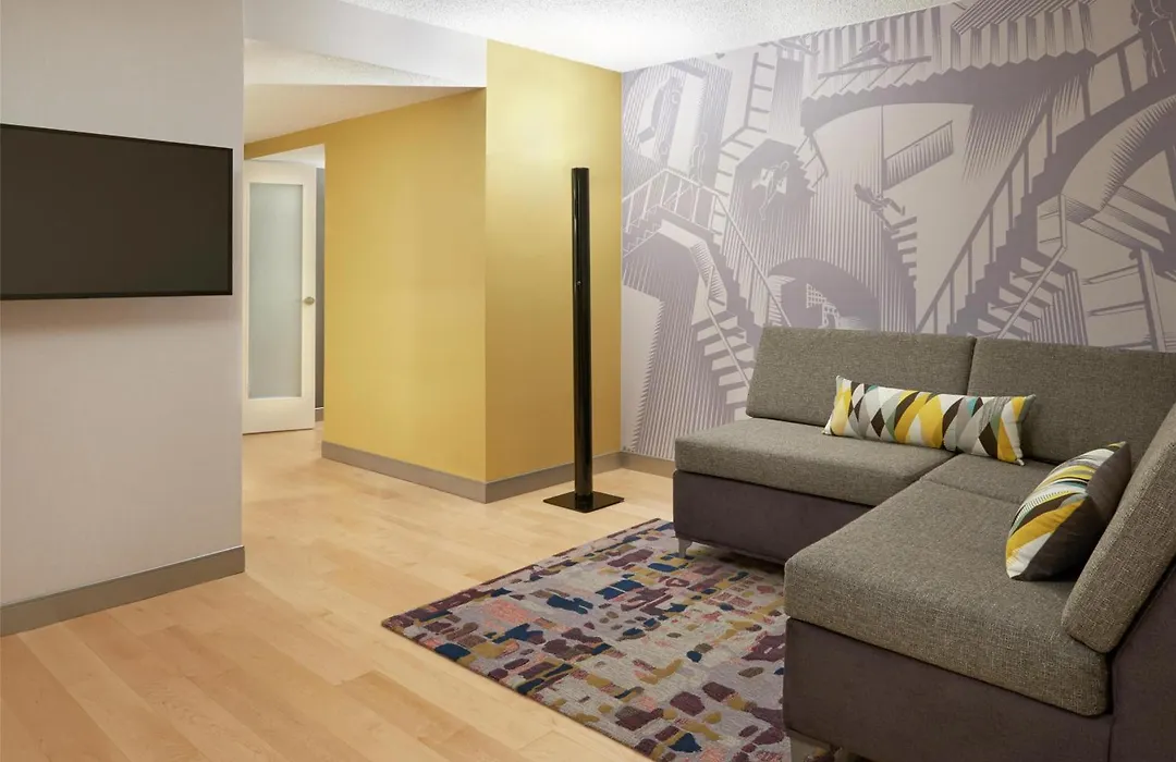 Hilton Toronto Airport Hotel & Suites-1