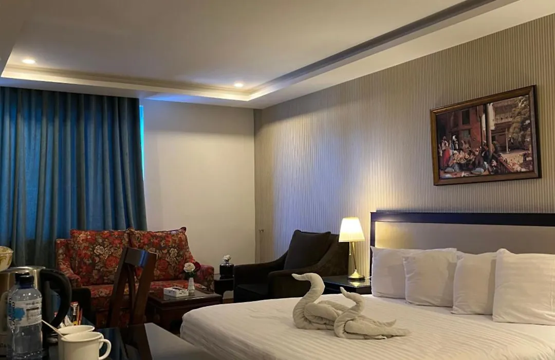 Strand Hotel Jordan-1