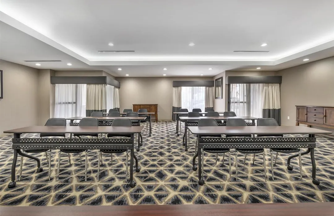 Best Western Plus Hotel At The Convention Center-1