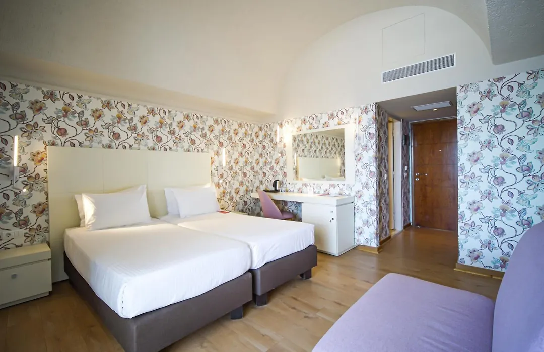 Ramada Loutraki Poseidon Resort-1