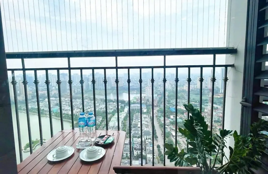 Lux Studio Near Korean Embassy, Jw Marriott And Nation Convention Centre-1