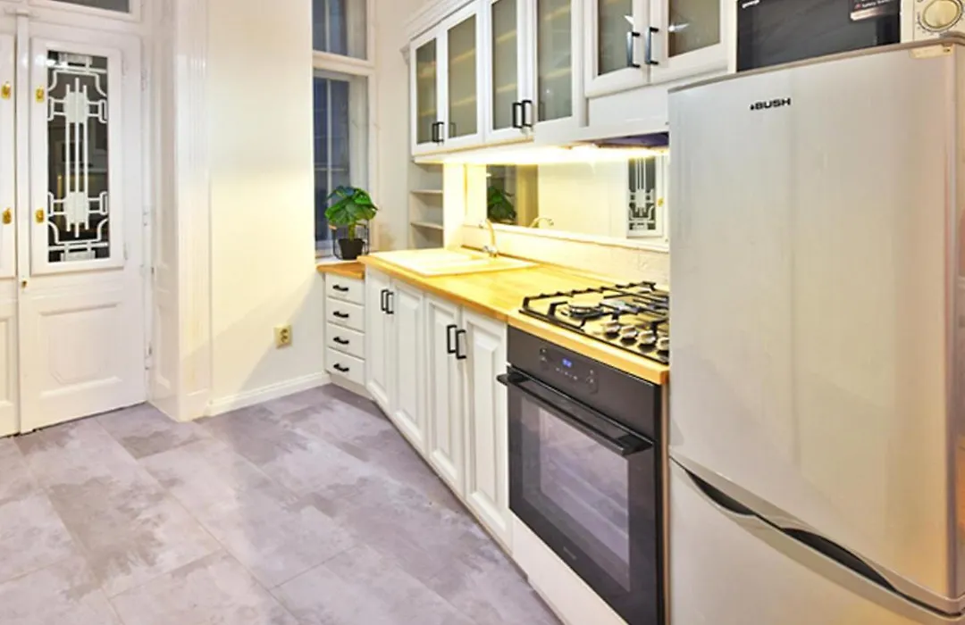 M&M Apartment-Fovam Ter-1
