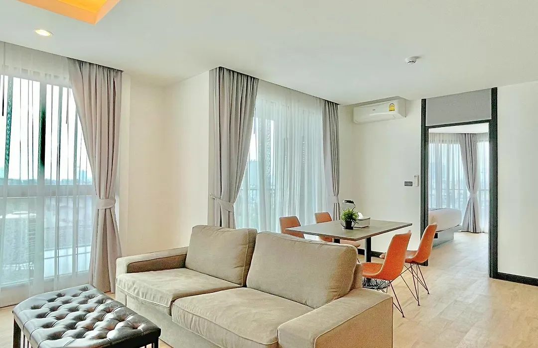 Chezzotel Pattaya-1