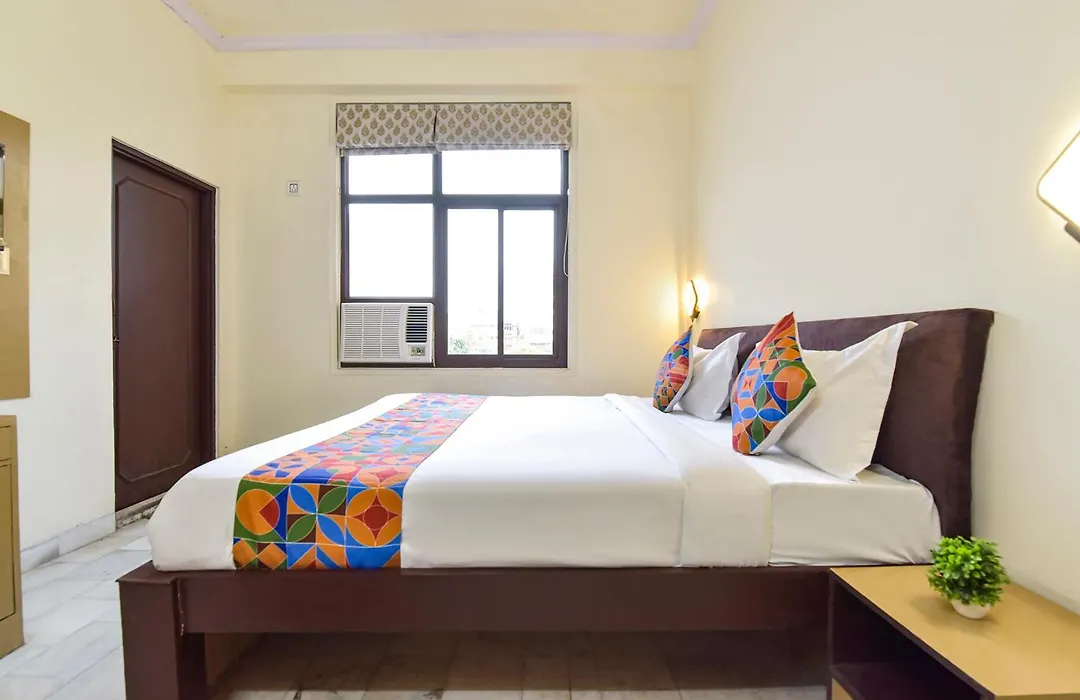 Fabhotel Silver Stay 04 - Ahinsa Circle-1