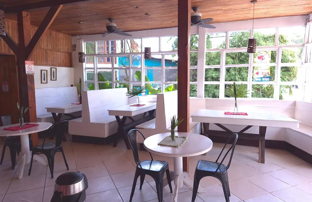 Lizard King Hotel & Suites-1