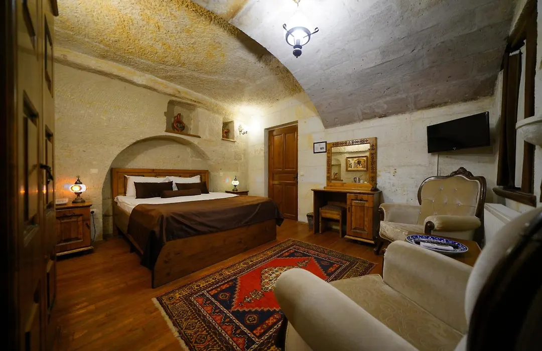 Harman Cave Hotel-1