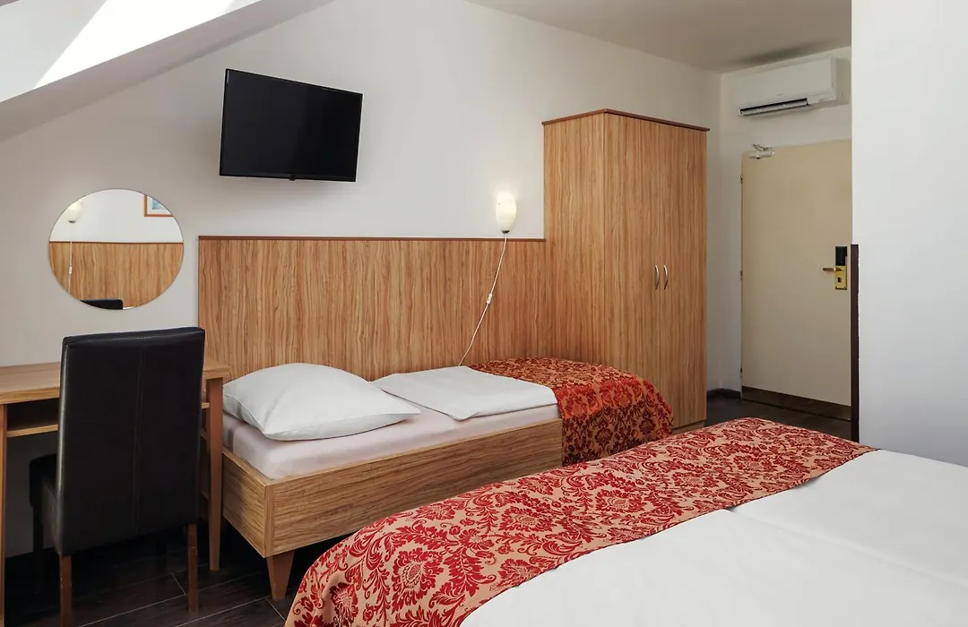 Hotel Superior Prague-1