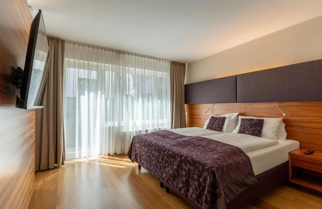 Pakat Suites-1