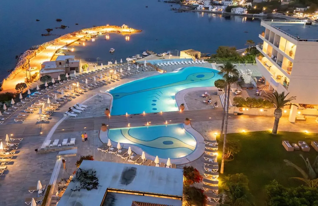 Leptos Panorama Hotel-1