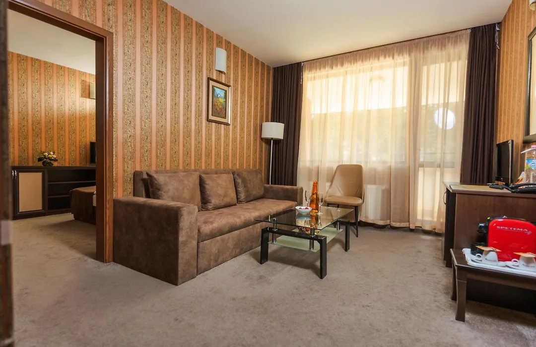Paradise Spa Hotel-1