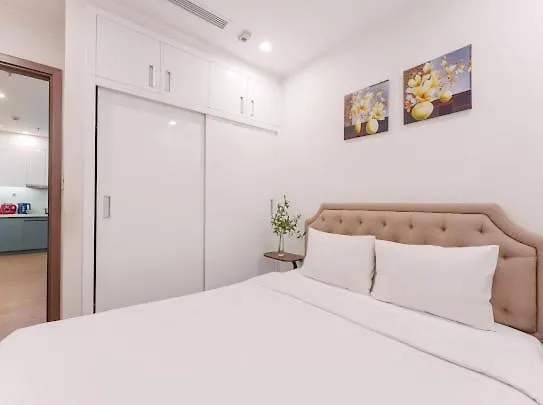 Delux 2Bedroom In City Center With Gym, Swimming Pools And A Private Walking Lake-1