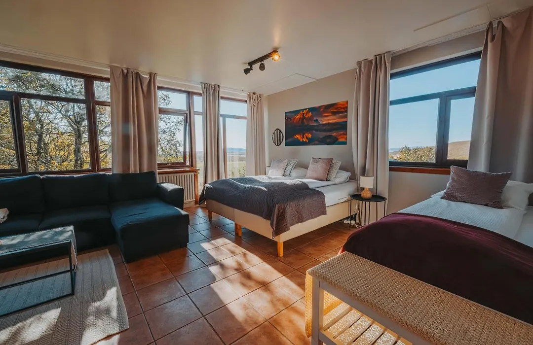 Farmhotel Efstidalur-1