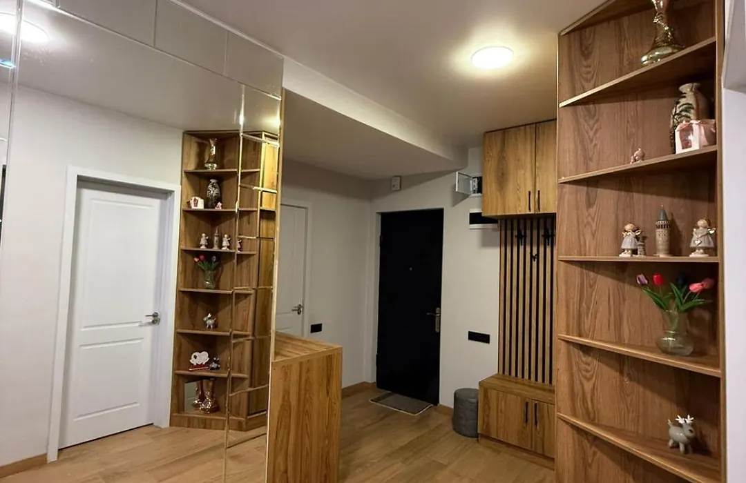 Apartment For Rent In The Center Of Batumi-1