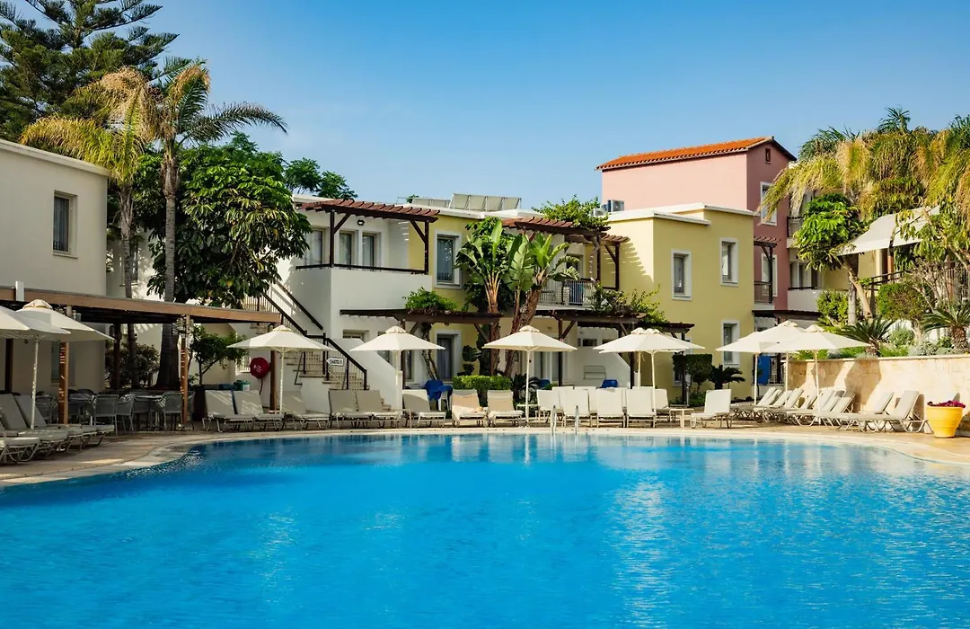 Louis Althea Beach-1