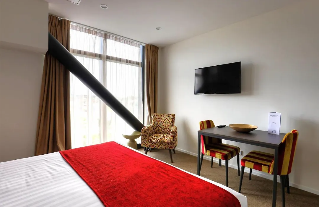 Ramada Suites By Wyndham Auckland Manukau Pacfic Centre-1