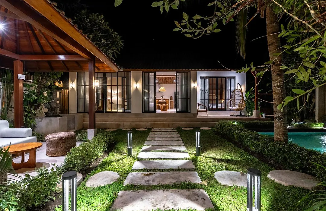 Hijau Villa By Evdekimi - Charming 2Br Escape With Pool, Outdoor Lounge, Lush Garden-1